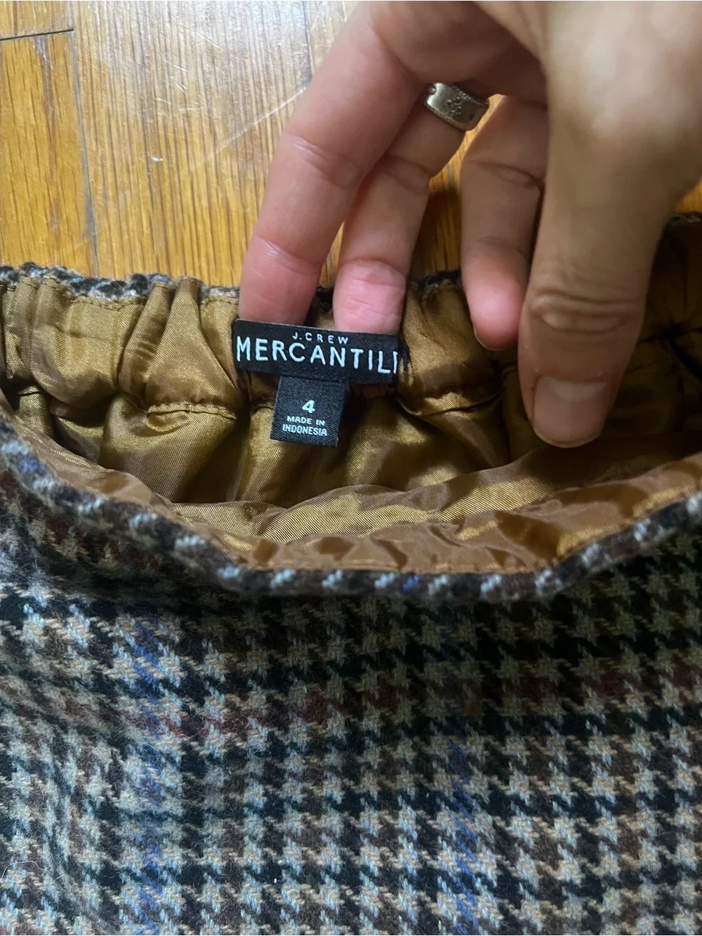 J.Crew Mercantile wool Classic Houndstooth Ruffle Mini Skirt - Black & White